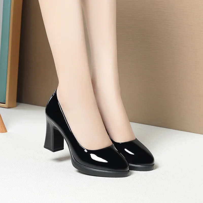 Chaussures confortables et res - Court Heel Pointed avis et prix