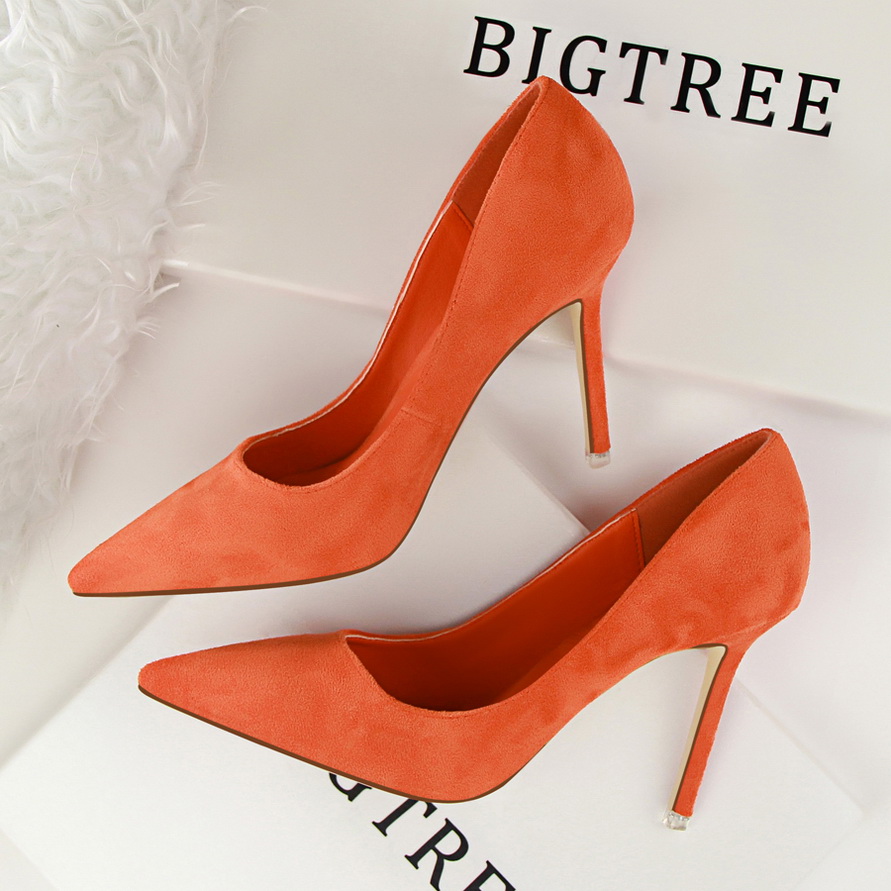 Escarpins Classiques en Daim à - Court Heel Pointed avis et prix
