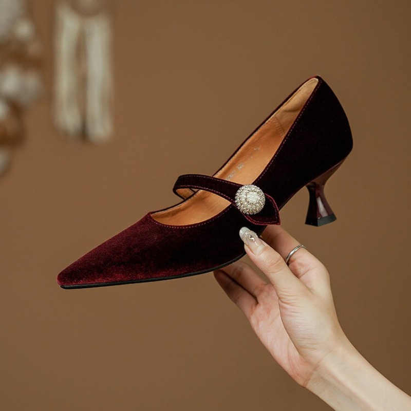 Vin rouge bout pointu Mary Jan - Shoes Women Pumps avis et prix
