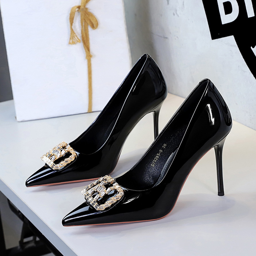 BIGTREE Chaussures élégantes à - Court Heel Pointed avis et prix
