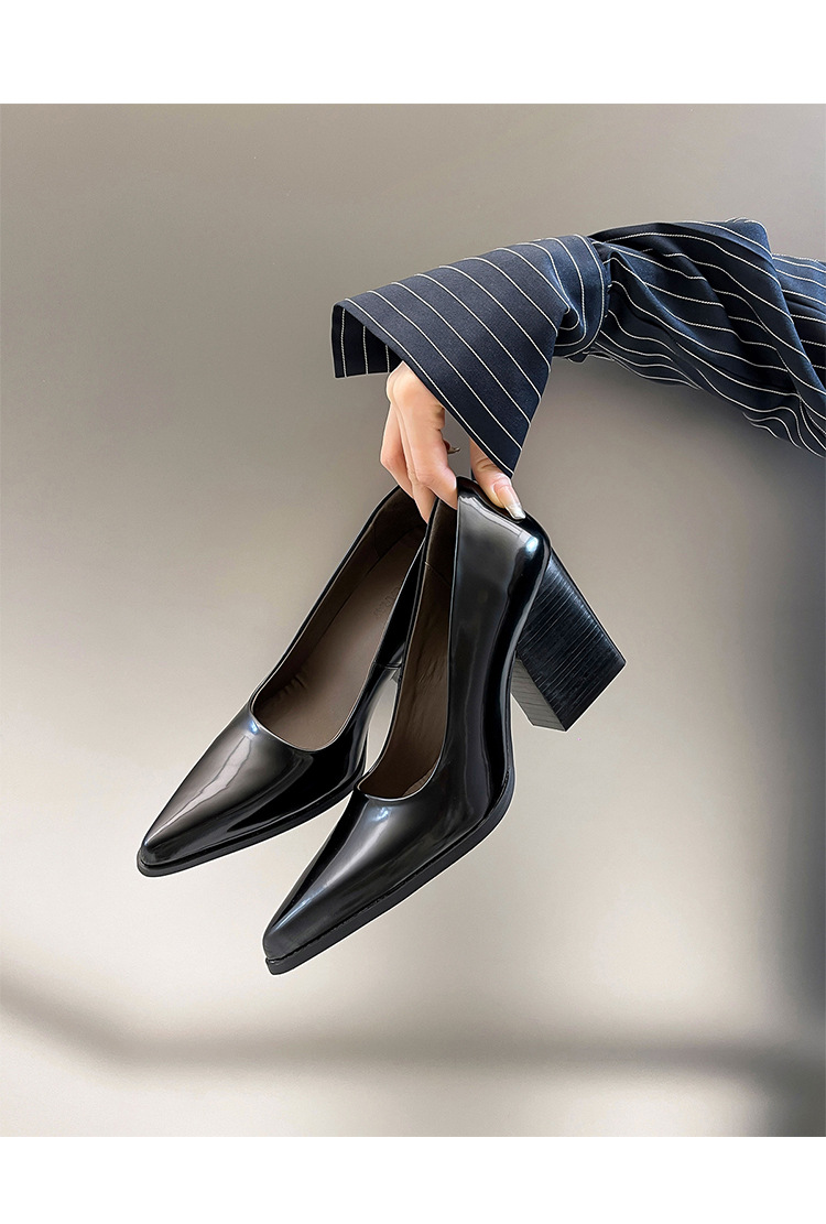 Escarpins de base concis pour  - Court Heel Pointed avis et prix
