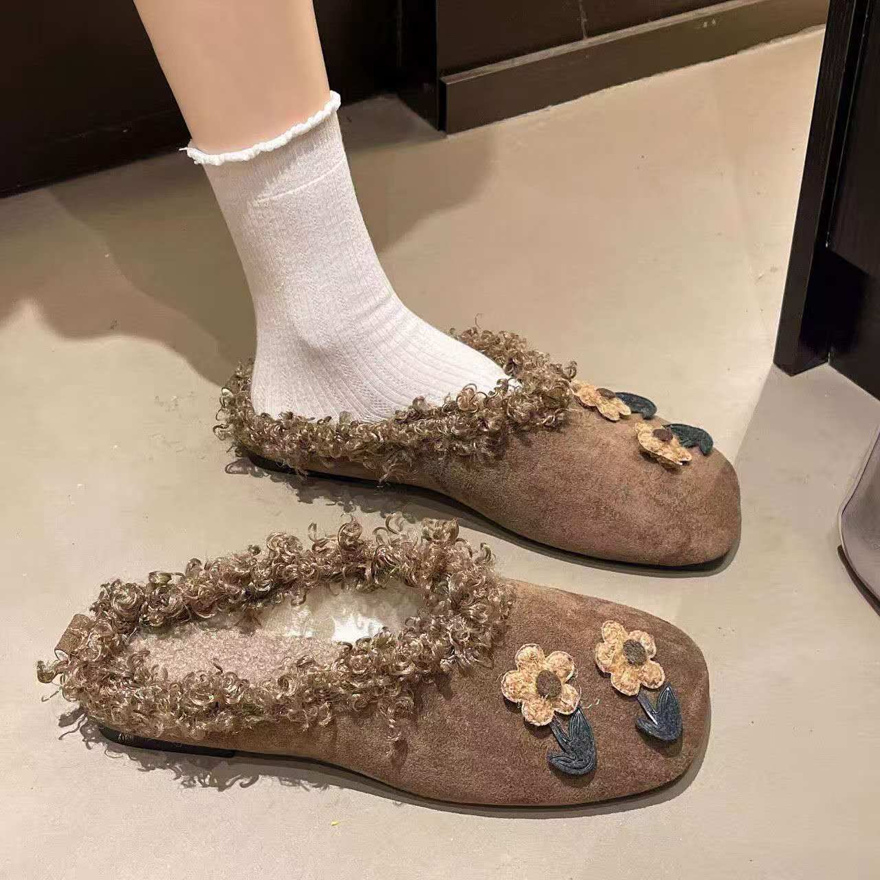 Pantoufles plates en peluche p - Women'S Shoes Hands Free avis et prix